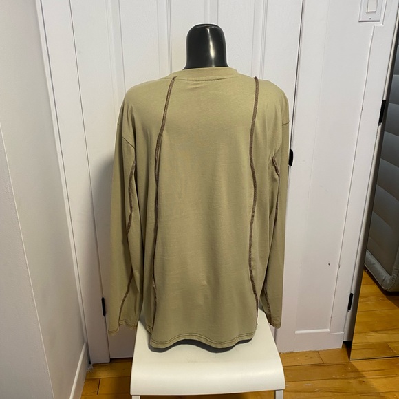 Top - Picture 5 of 5